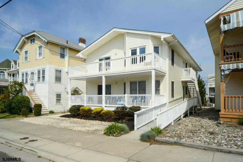 2034 Central Avenue, Ocean City, New Jersey 08226, 3 Bedrooms Bedrooms, 8 Rooms Rooms,2 BathroomsBathrooms,Condominium,For Sale,Central Avenue,539439