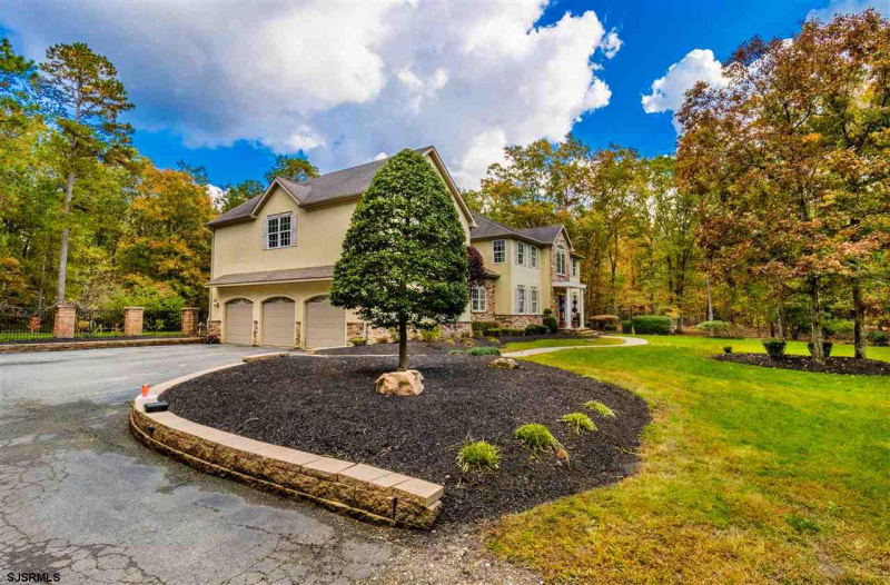 3900 Moss Mill, Mullica Township, New Jersey 08037, 4 Bedrooms Bedrooms, 17 Rooms Rooms,2 BathroomsBathrooms,Residential,For Sale,Moss Mill,530818