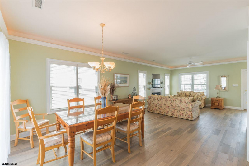 3025 Bay, Ocean City, New Jersey 08226, 4 Bedrooms Bedrooms, 8 Rooms Rooms,2 BathroomsBathrooms,Residential,For Sale,Bay,540303