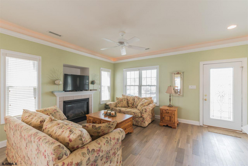 3025 Bay, Ocean City, New Jersey 08226, 4 Bedrooms Bedrooms, 8 Rooms Rooms,2 BathroomsBathrooms,Residential,For Sale,Bay,540303