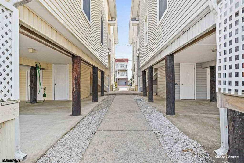 3926 Central 2nd floor, Ocean City, New Jersey 08226, 3 Bedrooms Bedrooms, 8 Rooms Rooms,2 BathroomsBathrooms,Condominium,For Sale,Central 2nd floor,540314