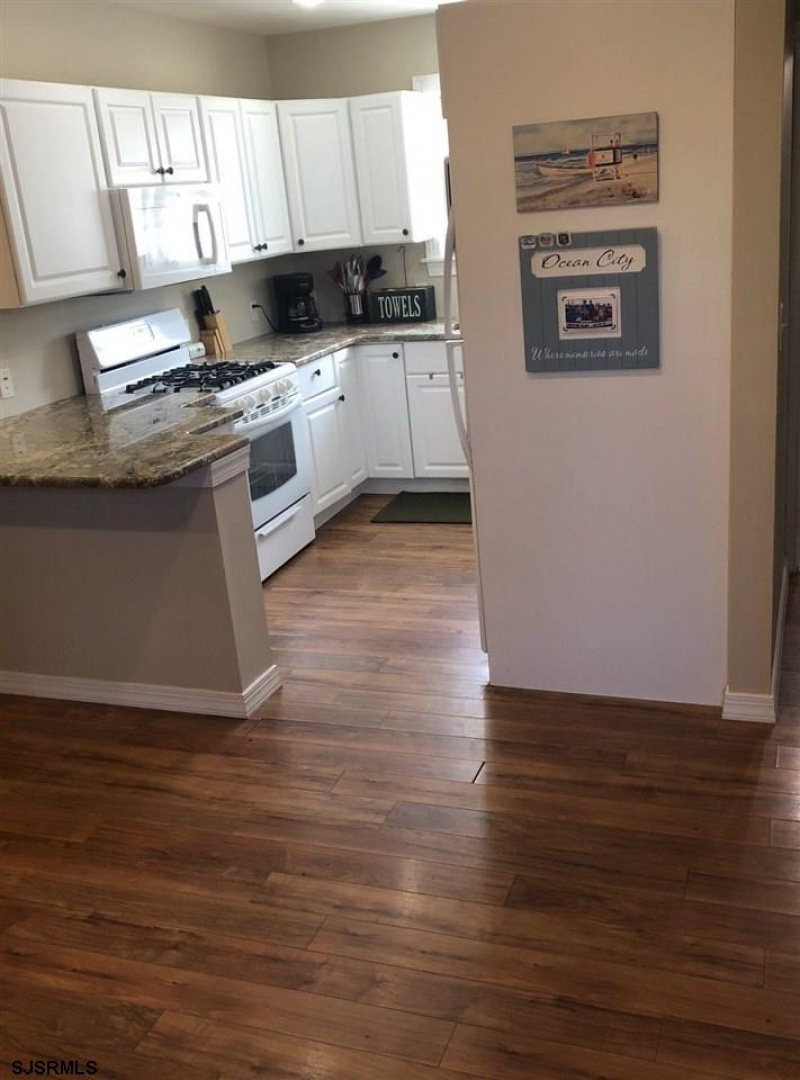 509 13th, Ocean City, New Jersey 08226, 3 Bedrooms Bedrooms, 9 Rooms Rooms,2 BathroomsBathrooms,Residential,For Sale,13th,540360