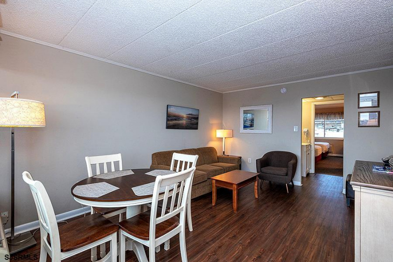 870 7th, Ocean City, New Jersey 08226, 1 Bedroom Bedrooms, 4 Rooms Rooms,1 BathroomBathrooms,Condominium,For Sale,7th,540735