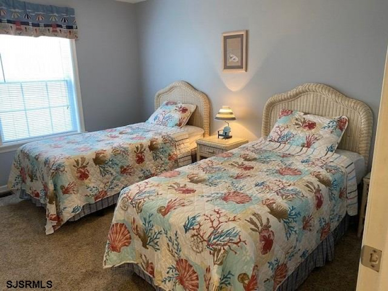 829 5th, Ocean City, New Jersey 08226, 4 Bedrooms Bedrooms, 8 Rooms Rooms,2 BathroomsBathrooms,Condominium,For Sale,5th,541385