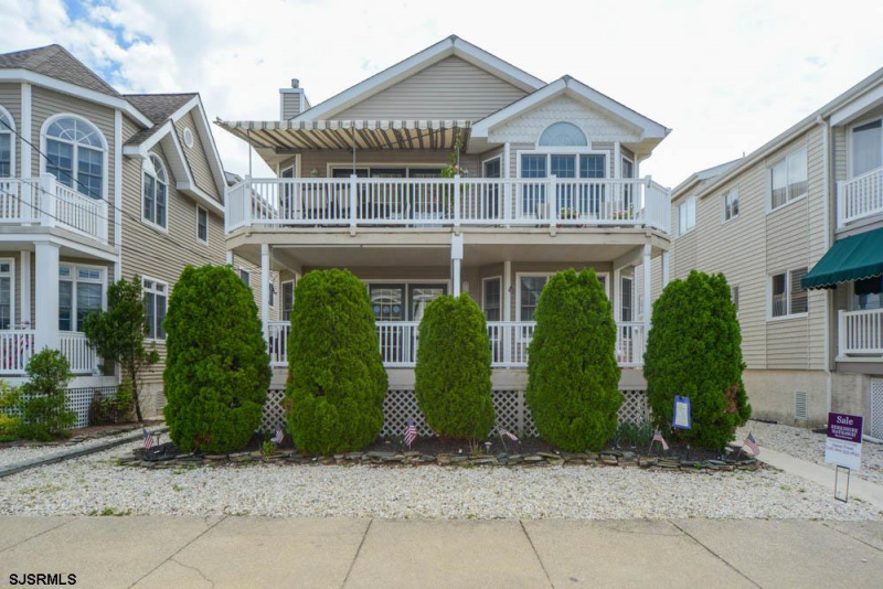 4247 Asbury, Ocean City, New Jersey 08226, 4 Bedrooms Bedrooms, 9 Rooms Rooms,2 BathroomsBathrooms,Condominium,For Sale,Asbury,541581