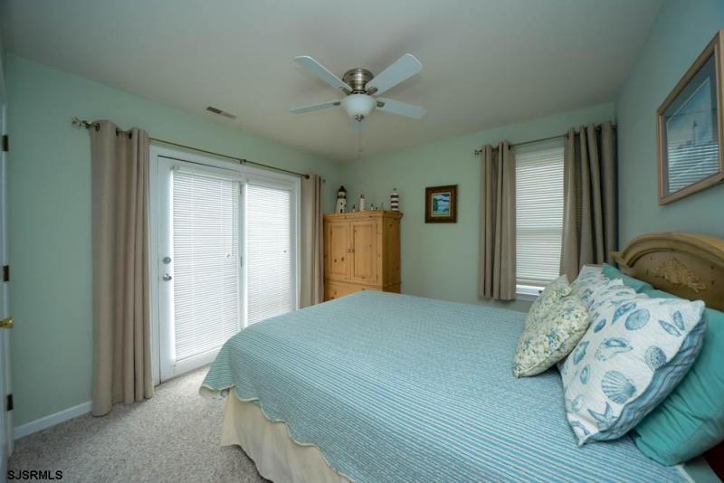 4247 Asbury, Ocean City, New Jersey 08226, 4 Bedrooms Bedrooms, 9 Rooms Rooms,2 BathroomsBathrooms,Condominium,For Sale,Asbury,541581