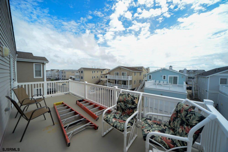 4247 Asbury, Ocean City, New Jersey 08226, 4 Bedrooms Bedrooms, 9 Rooms Rooms,2 BathroomsBathrooms,Condominium,For Sale,Asbury,541581