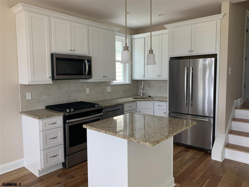 5133 West Ave, Ocean City, New Jersey 08226, 3 Bedrooms Bedrooms, 7 Rooms Rooms,2 BathroomsBathrooms,Condominium,For Sale,West Ave,541591