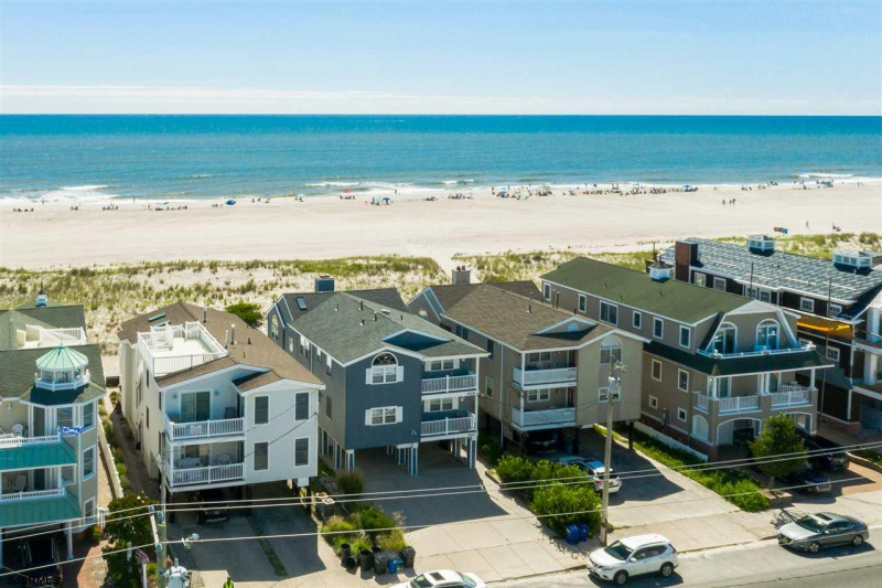 4519 Central, Ocean City, New Jersey 08226, 4 Bedrooms Bedrooms, 7 Rooms Rooms,2 BathroomsBathrooms,Condominium,For Sale,Central,541720