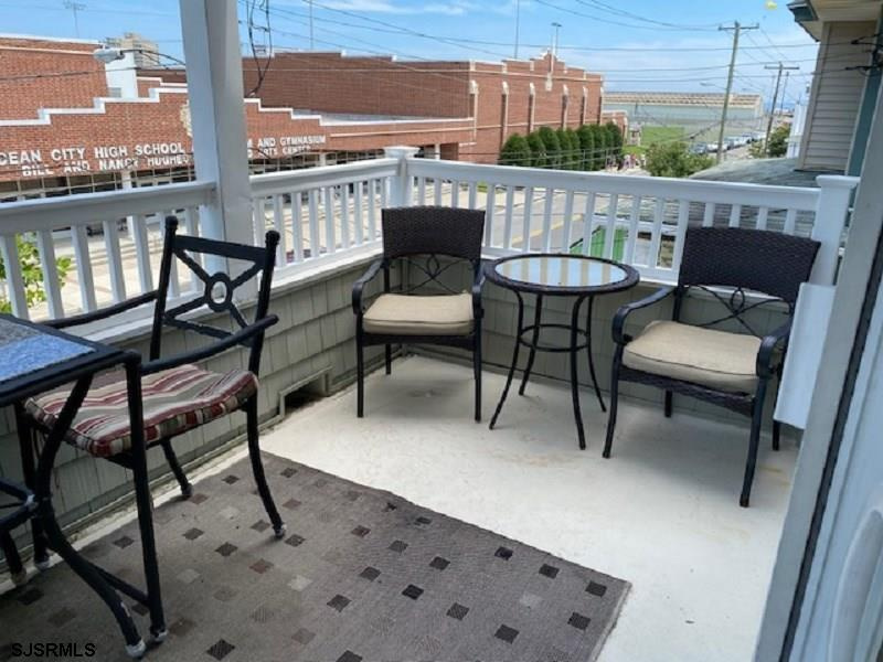 816 6th, Ocean City, New Jersey 08226, 4 Bedrooms Bedrooms, 7 Rooms Rooms,2 BathroomsBathrooms,Condominium,For Sale,6th,541732