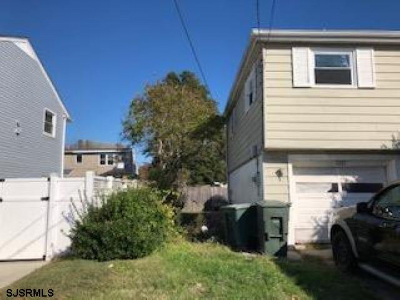 1221 Monroe, Atlantic City, New Jersey 08401, 3 Bedrooms Bedrooms, 7 Rooms Rooms,1 BathroomBathrooms,Residential,For Sale,Monroe,537797