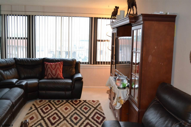 101 Raleigh, Atlantic City, New Jersey 08401, 2 Bedrooms Bedrooms, 5 Rooms Rooms,1 BathroomBathrooms,Condominium,For Sale,Raleigh,542236