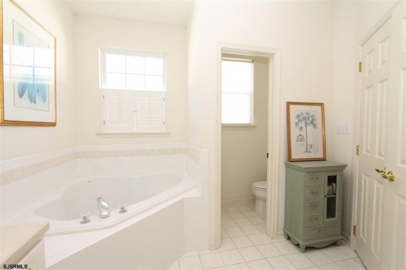 101 Southampton, Galloway Township, New Jersey 08205, 2 Bedrooms Bedrooms, 7 Rooms Rooms,2 BathroomsBathrooms,Residential,For Sale,Southampton,542265