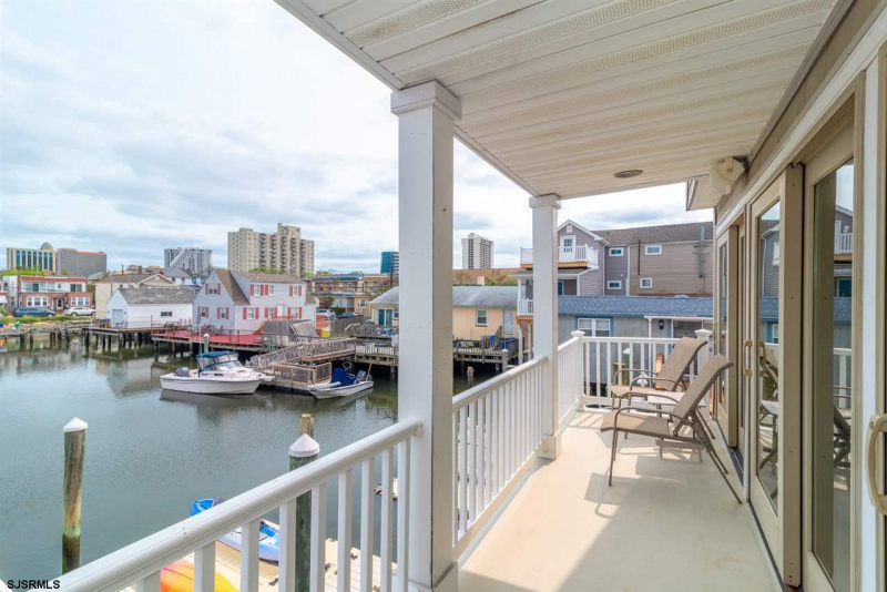 111 Annapolis Ave, Atlantic City, New Jersey 08401, 4 Bedrooms Bedrooms, 5 Rooms Rooms,3 BathroomsBathrooms,Residential,For Sale,Annapolis Ave,542293