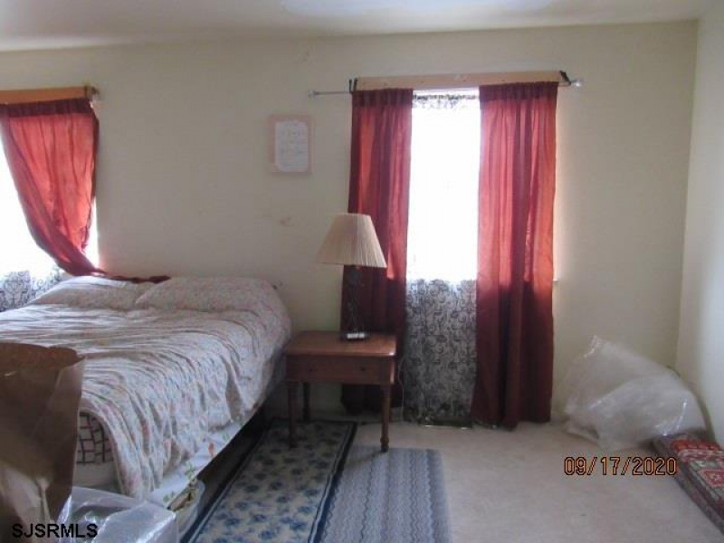 327 Hampshire, Ventnor, New Jersey 08401-1021, 3 Bedrooms Bedrooms, 6 Rooms Rooms,2 BathroomsBathrooms,Residential,For Sale,Hampshire,542348