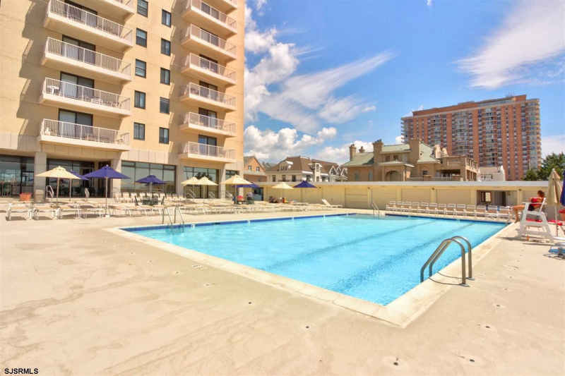 5000 Boardwalk, Ventnor, New Jersey 08406-2919, 3 Bedrooms Bedrooms, 7 Rooms Rooms,2 BathroomsBathrooms,Condominium,For Sale,Boardwalk,542354