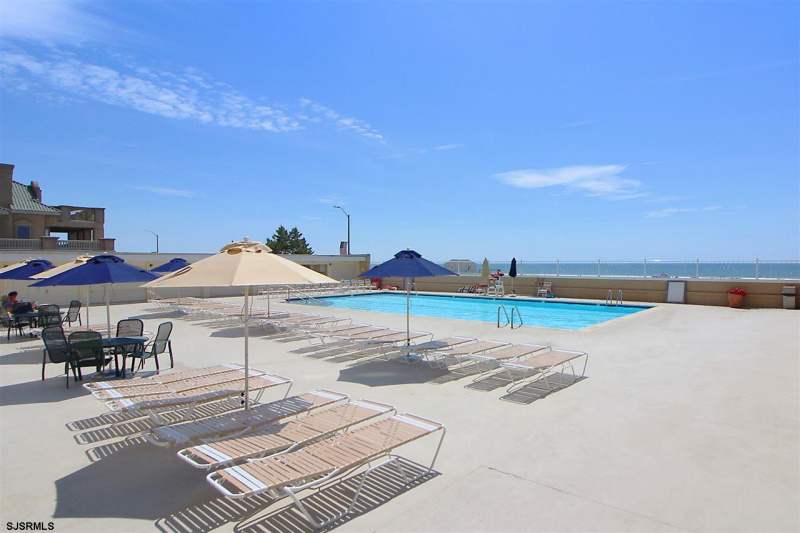 5000 Boardwalk, Ventnor, New Jersey 08406-2919, 3 Bedrooms Bedrooms, 7 Rooms Rooms,2 BathroomsBathrooms,Condominium,For Sale,Boardwalk,542354