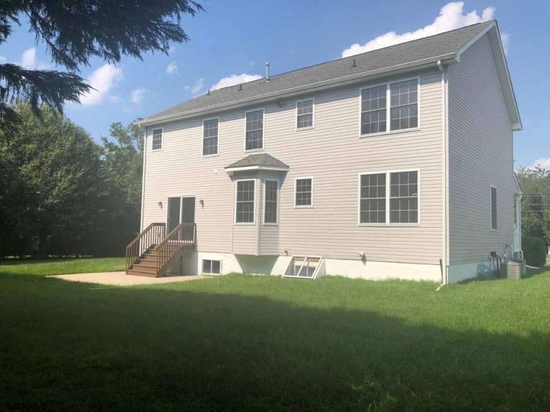 1104 Mill Rd, Northfield, New Jersey 08225, 4 Bedrooms Bedrooms, 10 Rooms Rooms,2 BathroomsBathrooms,Residential,For Sale,Mill Rd,542402