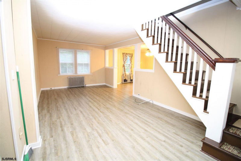 6421 West Jersey, Egg Harbor Township, New Jersey 08234, 4 Bedrooms Bedrooms, 8 Rooms Rooms,2 BathroomsBathrooms,Residential,For Sale,West Jersey,542490