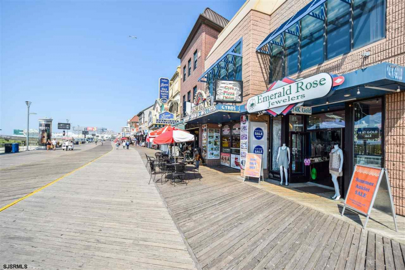 1513 Boardwalk, Atlantic City, New Jersey 08401, ,Commercial/industrial,For Sale,Boardwalk,542504