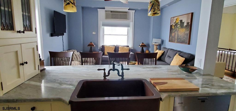 2721 Boardwalk, Atlantic City, New Jersey 08401, 1 Bedroom Bedrooms, 4 Rooms Rooms,1 BathroomBathrooms,Condominium,For Sale,Boardwalk,542522