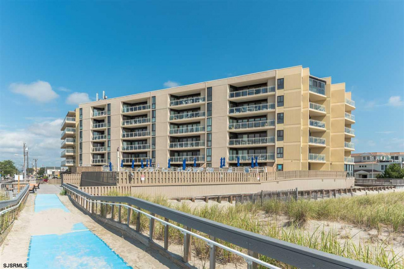 2700 Atlantic, Longport, New Jersey 08403, 2 Bedrooms Bedrooms, 5 Rooms Rooms,2 BathroomsBathrooms,Condominium,For Sale,Atlantic,542523