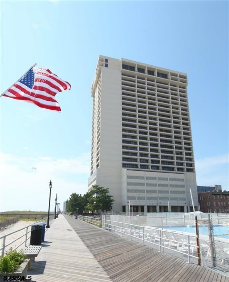 3851 Boardwalk, Atlantic City, New Jersey 08401, 1 Bedroom Bedrooms, 3 Rooms Rooms,1 BathroomBathrooms,Condominium,For Sale,Boardwalk,542541