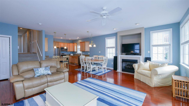 1116 Simpson, Ocean City, New Jersey 08226, 4 Bedrooms Bedrooms, 9 Rooms Rooms,2 BathroomsBathrooms,Condominium,For Sale,Simpson,542545