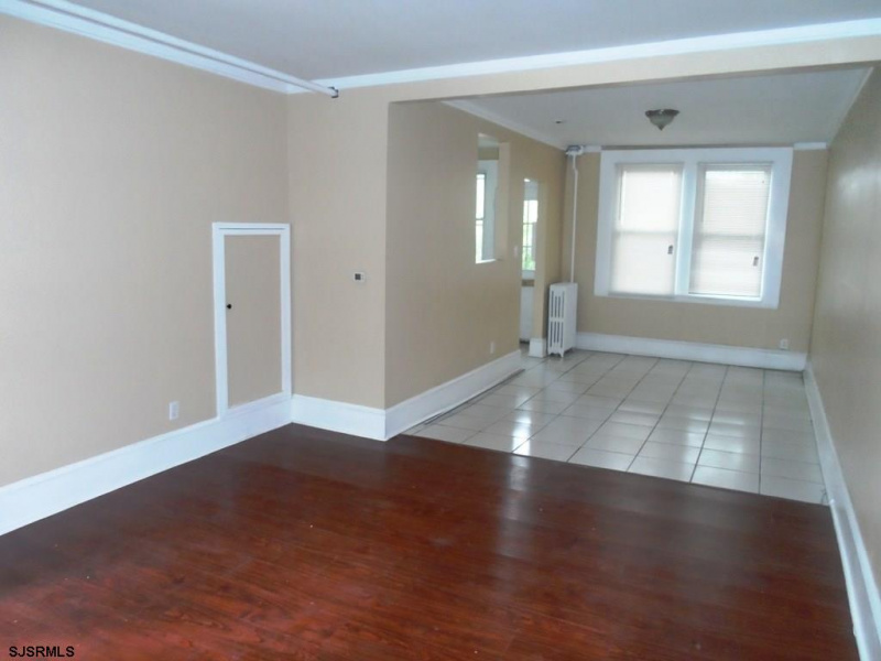 1005 Michigan, Atlantic City, New Jersey 08401, 3 Bedrooms Bedrooms, 6 Rooms Rooms,1 BathroomBathrooms,Residential,For Sale,Michigan,542554