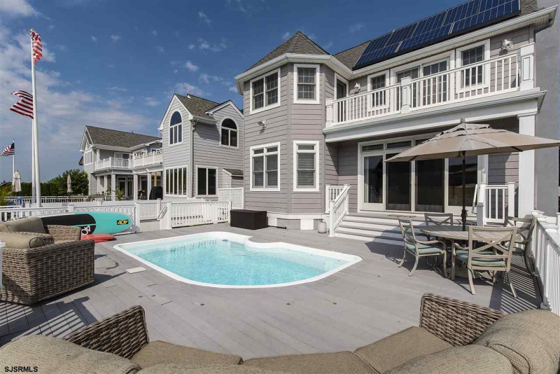 15 Gilbert, Ocean City, New Jersey 08226, 5 Bedrooms Bedrooms, 12 Rooms Rooms,4 BathroomsBathrooms,Residential,For Sale,Gilbert,542572