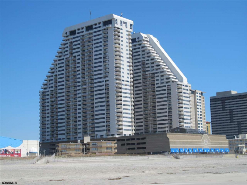 3101 Boardwalk, Atlantic City, New Jersey 08401, 1 Bedroom Bedrooms, 5 Rooms Rooms,1 BathroomBathrooms,Condominium,For Sale,Boardwalk,542561