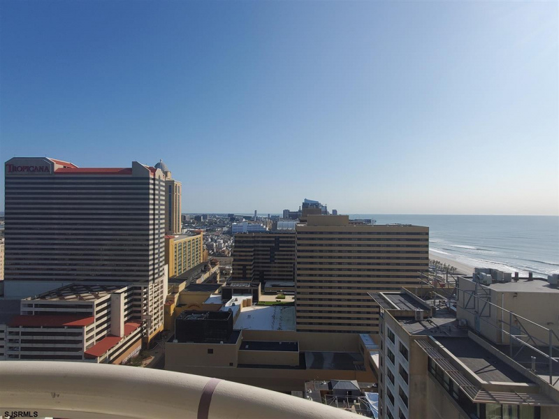 3101 Boardwalk, Atlantic City, New Jersey 08401, 1 Bedroom Bedrooms, 5 Rooms Rooms,1 BathroomBathrooms,Condominium,For Sale,Boardwalk,542561