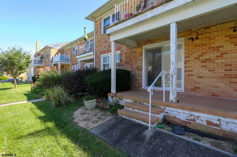 707 Dudley, Ventnor, New Jersey 08406, 2 Bedrooms Bedrooms, 5 Rooms Rooms,1 BathroomBathrooms,Condominium,For Sale,Dudley,542574