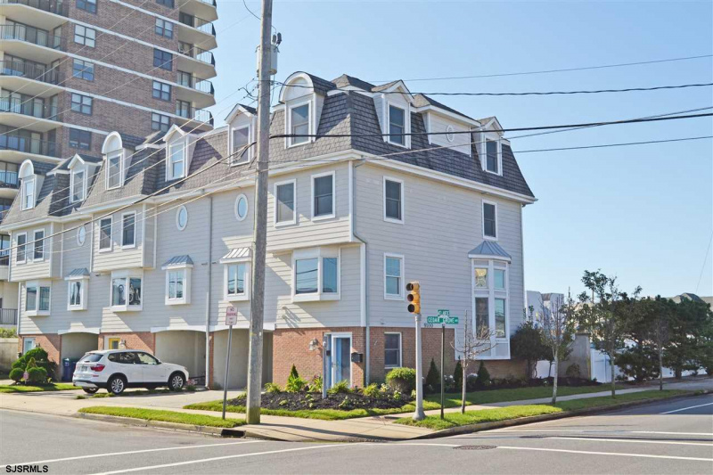 9100 Atlantic #1, Margate, New Jersey 08402, 4 Bedrooms Bedrooms, 9 Rooms Rooms,4 BathroomsBathrooms,Residential,For Sale,Atlantic #1,542629