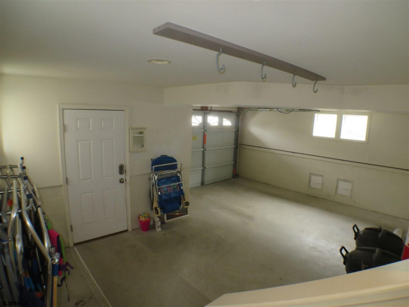 302 30th, Ocean City, New Jersey 08226, 3 Bedrooms Bedrooms, 9 Rooms Rooms,2 BathroomsBathrooms,Residential,For Sale,30th,542633