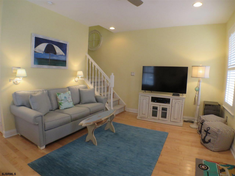 302 30th, Ocean City, New Jersey 08226, 3 Bedrooms Bedrooms, 9 Rooms Rooms,2 BathroomsBathrooms,Residential,For Sale,30th,542633