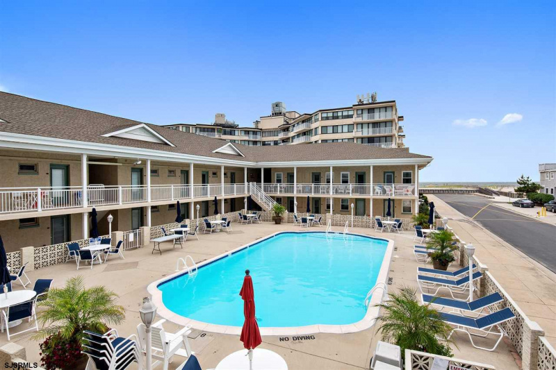 1600 Atlantic, Longport, New Jersey 08403, 1 Bedroom Bedrooms, 4 Rooms Rooms,1 BathroomBathrooms,Condominium,For Sale,Atlantic,542618