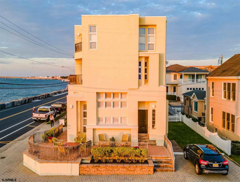 1800 Atlantic, Longport, New Jersey 08403-034, 3 Bedrooms Bedrooms, 6 Rooms Rooms,2 BathroomsBathrooms,Residential,For Sale,Atlantic,542703