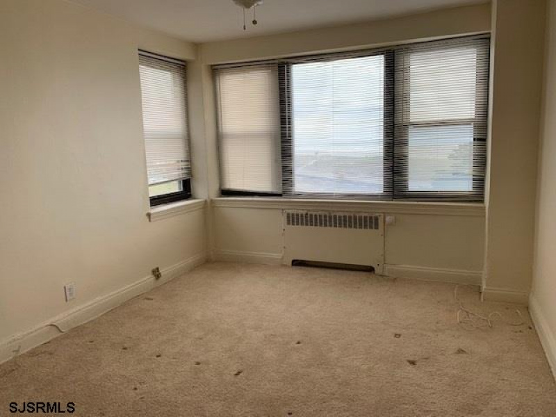 101 Raleigh 329, Atlantic City, New Jersey 08401, 2 Bedrooms Bedrooms, 5 Rooms Rooms,1 BathroomBathrooms,Condominium,For Sale,Raleigh 329,517350