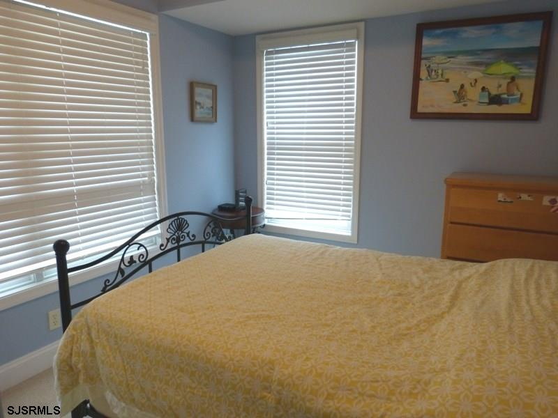 809 3rd, Ocean City, New Jersey 08226, 4 Bedrooms Bedrooms, 10 Rooms Rooms,3 BathroomsBathrooms,Condominium,For Sale,3rd,542681