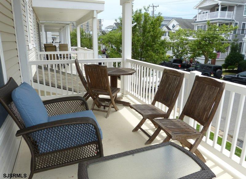 809 3rd, Ocean City, New Jersey 08226, 4 Bedrooms Bedrooms, 10 Rooms Rooms,3 BathroomsBathrooms,Condominium,For Sale,3rd,542681