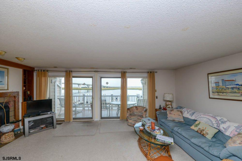 646 Pleasure Ave, Ocean City, New Jersey 08226, 3 Bedrooms Bedrooms, 7 Rooms Rooms,3 BathroomsBathrooms,Condominium,For Sale,Pleasure Ave,542757