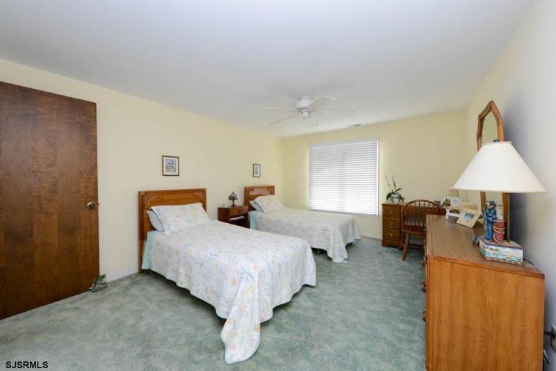 646 Pleasure Ave, Ocean City, New Jersey 08226, 3 Bedrooms Bedrooms, 7 Rooms Rooms,3 BathroomsBathrooms,Condominium,For Sale,Pleasure Ave,542757