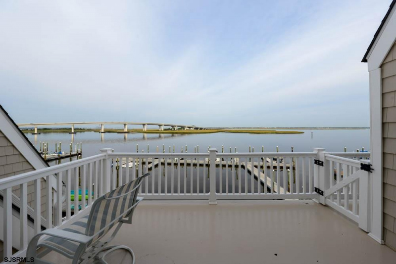 646 Pleasure Ave, Ocean City, New Jersey 08226, 3 Bedrooms Bedrooms, 7 Rooms Rooms,3 BathroomsBathrooms,Condominium,For Sale,Pleasure Ave,542757