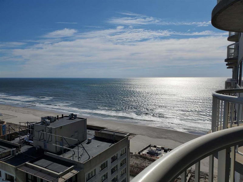 3101 Boardwalk, Atlantic City, New Jersey 08401, 1 Bedroom Bedrooms, 5 Rooms Rooms,1 BathroomBathrooms,Condominium,For Sale,Boardwalk,533909