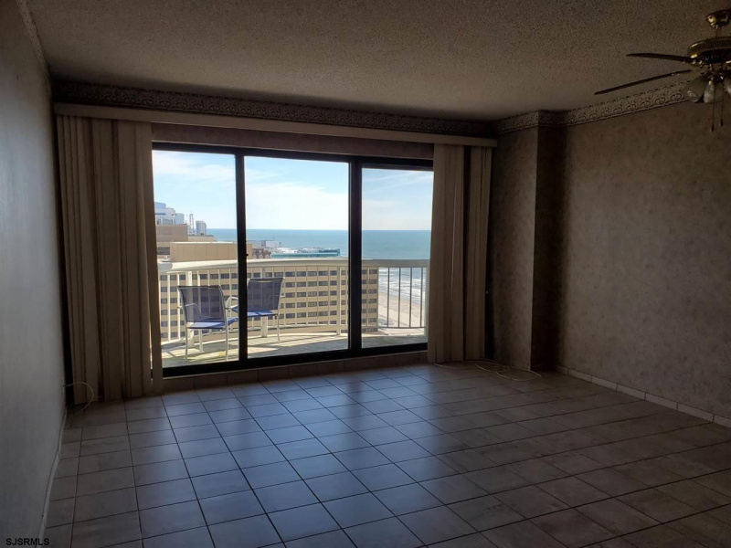 3101 Boardwalk, Atlantic City, New Jersey 08401, 1 Bedroom Bedrooms, 5 Rooms Rooms,1 BathroomBathrooms,Condominium,For Sale,Boardwalk,533909