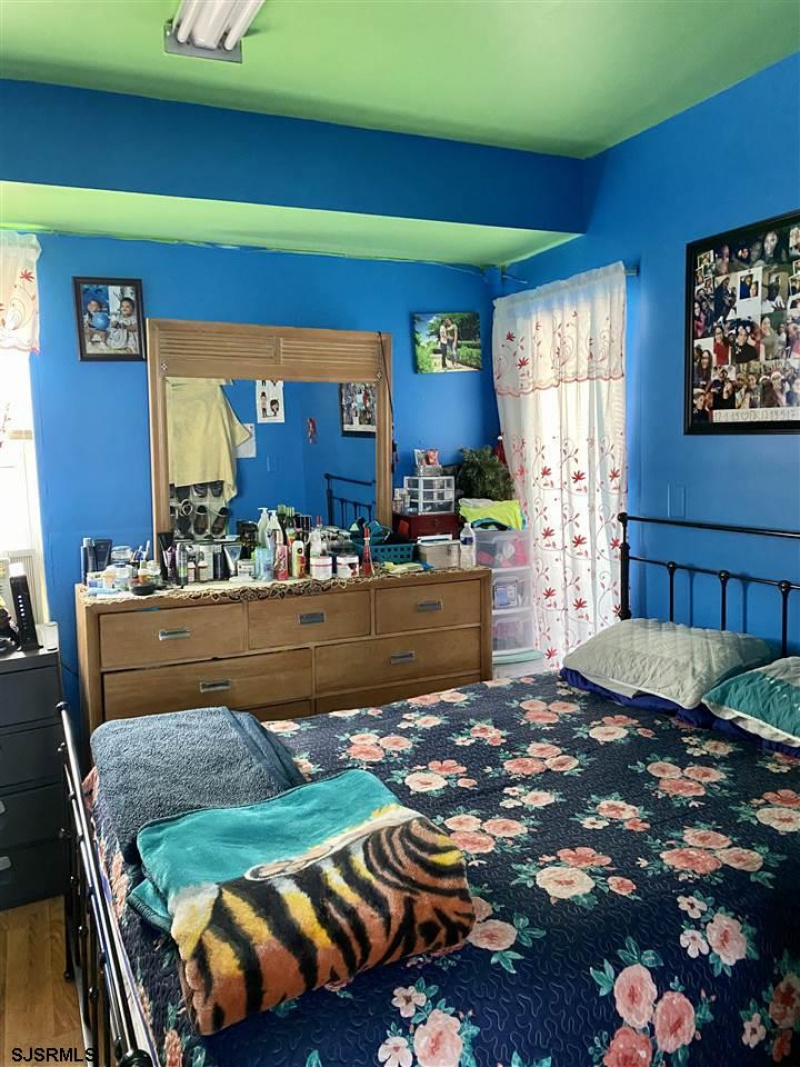 4209 Ventnor Apt 2, Atlantic City, New Jersey 08401, 4 Bedrooms Bedrooms, 9 Rooms Rooms,2 BathroomsBathrooms,Residential,For Sale,Ventnor Apt 2,542809