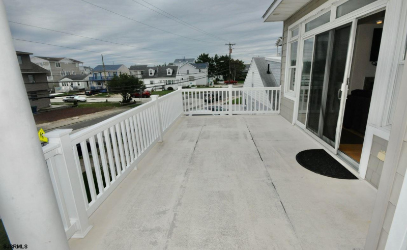 305 Beach, Brigantine, New Jersey 08203, 5 Bedrooms Bedrooms, 11 Rooms Rooms,3 BathroomsBathrooms,Residential,For Sale,Beach,542825