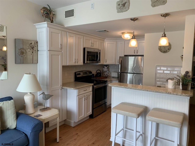 1670 Boardwalk, Ocean City, New Jersey 08226-3035, 2 Bedrooms Bedrooms, 5 Rooms Rooms,1 BathroomBathrooms,Condominium,For Sale,Boardwalk,542812