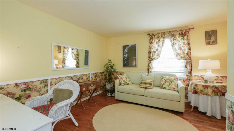 8208 Lagoon, Margate, New Jersey 08402, 4 Bedrooms Bedrooms, 9 Rooms Rooms,2 BathroomsBathrooms,Residential,For Sale,Lagoon,542868